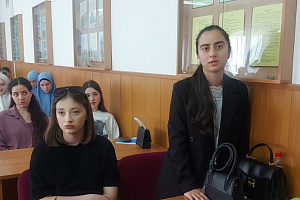 Сотрудники полиции и общественники рассказали студентам об опасности проявления экстремизма в молодежной среде