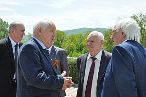 Встреча у Эльхотовских ворот