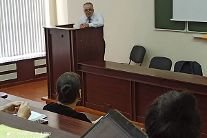 Научно-практический семинар на факультете экономики и управления