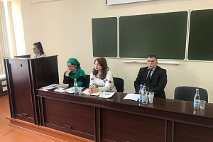 На факультете экономики и управления рассмотрели особенности  перевода научных текстов