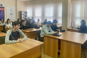 На факультете экономики и управления обсудили методы управления инфляцией