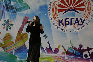 Преподавателей вуза поздравили с профессиональным праздником