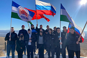 Почтили память героев