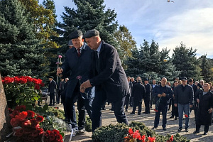 Память о Валерии Кокове живет: в Нальчике увековечили имя первого президента КБР
