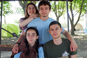 В Залукодесе встретились представители молодёжных туристических клубов