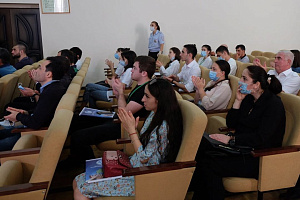 Эльдар Шонтуков провёл тренинг с молодёжью Чегемского района 