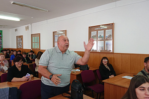 Обсуждены проблемы технологии продуктов питания, туризма и торговли