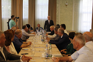 Вышла в свет книга «Земельная собственность»