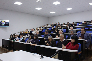 Неделю науки открыл круглый стол, посвящённый использованию отечественных микробиологических препаратов