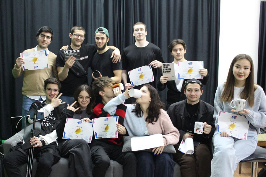 Подведены итоги фотоконкурса «Весна в Аграрном»