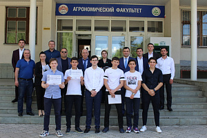 Школьники побывали в гостях у студентов