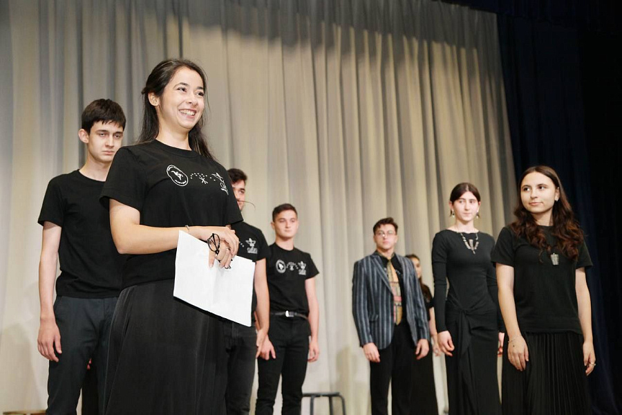 Театральная студия «Сыринэ» отметила пятилетний юбилей Театральная студия «Сыринэ» отметила пятилетний юбилей