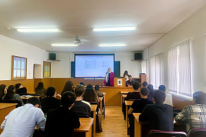 Студентам рассказали о реализованных в республике социальных предпринимательских инициативах