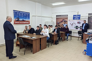 Тренинг по исследованию тягового сопротивления почвообрабатывающих машин с использованием почвенного канала