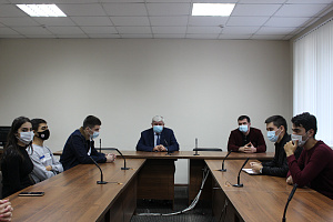 Ауес Кумыков встретился со студенческим активом вуза