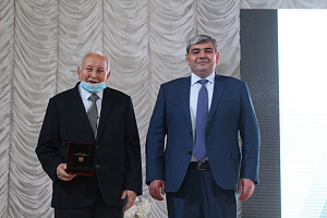 Глава КБР Казбек Коков принял участие в мероприятиях, посвященных 40-летию Кабардино-Балкарского ГАУ