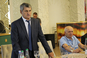 Вышла в свет книга «Земельная собственность»