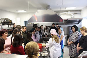 От секретов производства пряников до обсуждения проблем землепользования